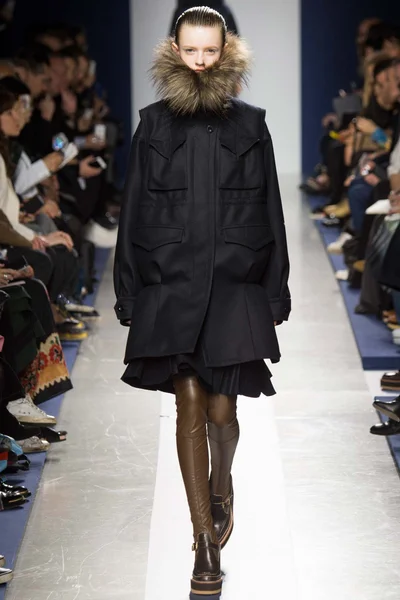 Look 7